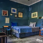 Bagatelle Gardenhouse Hotel