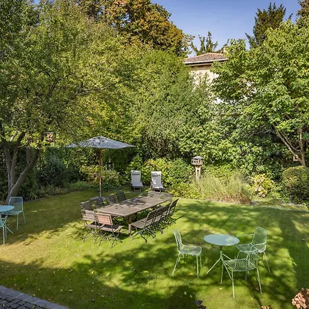 Bagatelle Gardenhouse فندق