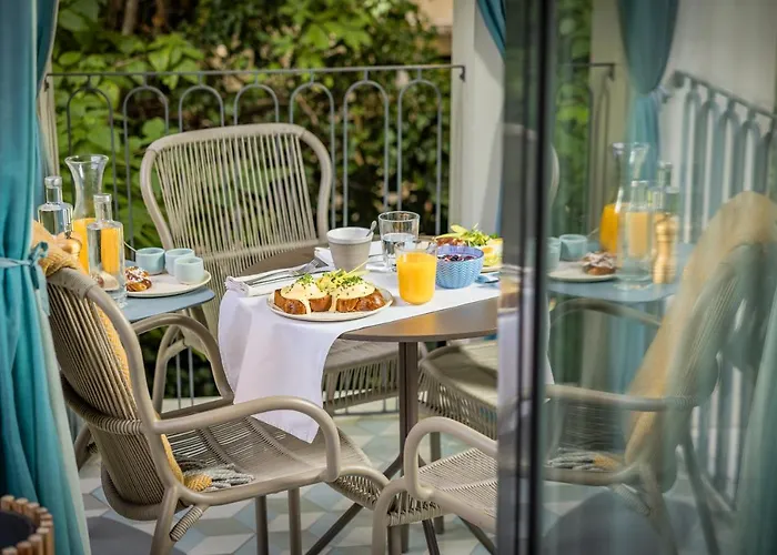 Bagatelle Gardenhouse بودابست