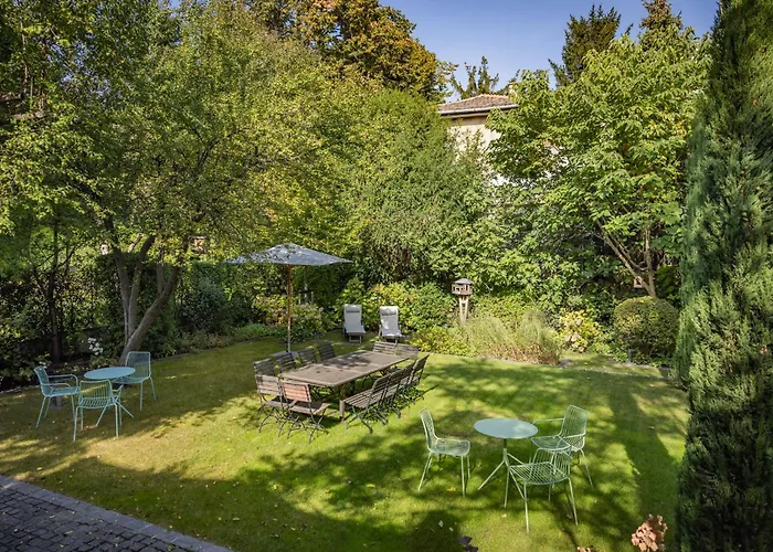 Bagatelle Gardenhouse فندق
