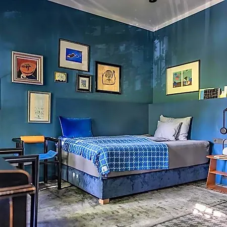 Bagatelle Gardenhouse Hotel