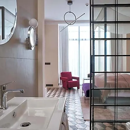 Bagatelle Gardenhouse