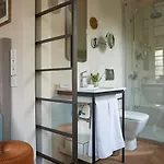 Bagatelle Gardenhouse *