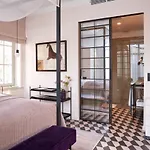Bagatelle Gardenhouse מלון *